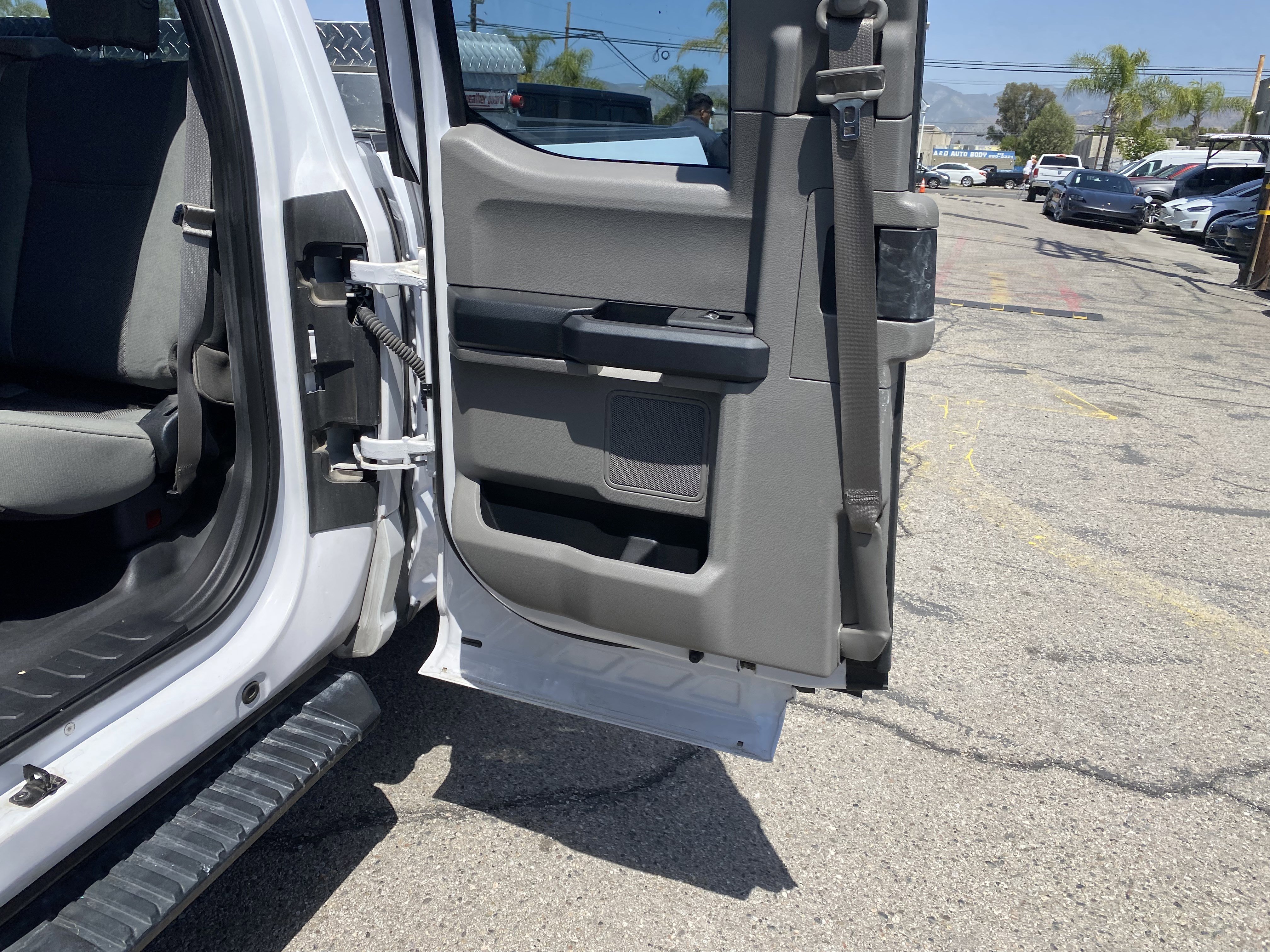 Used 2017 Ford F150 XL w/ Equipment Group 101A Mid image 17