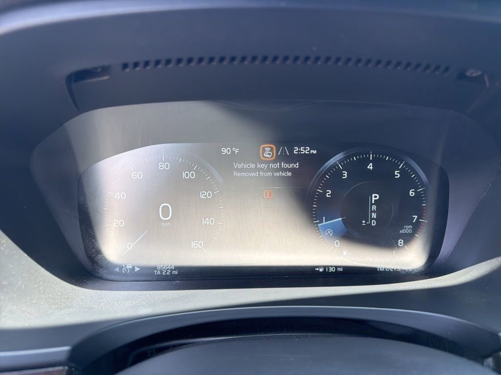 Used 2018 Volvo S90 T5 Momentum w/ Convenience Package image 14