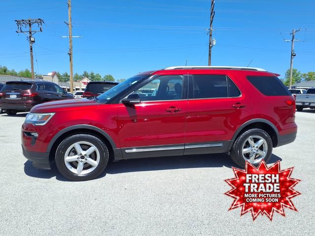 Used 2018 Ford Explorer XLT w/ Equipment Group 202A FWD image 22