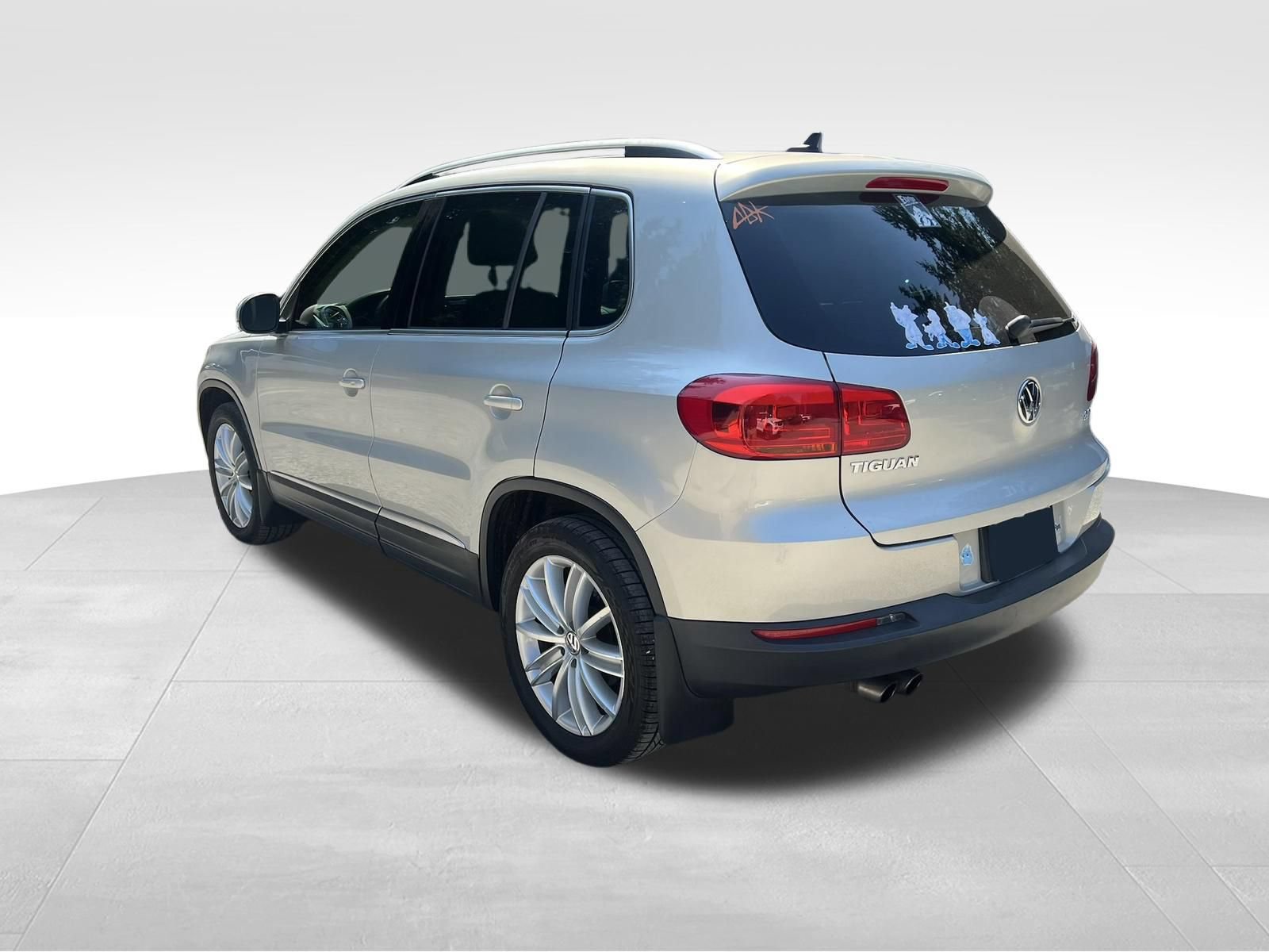 Used 2014 Volkswagen Tiguan SEL FWD image 8