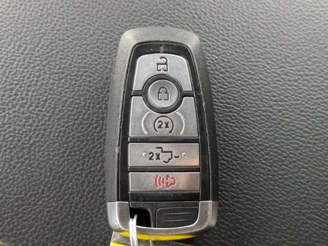 Used 2024 Ford F250 Lariat AWD/4WD image 36