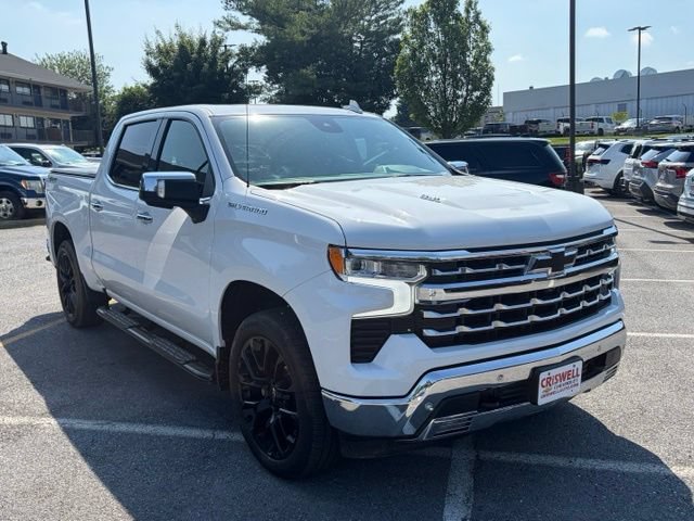 Used 2023 Chevrolet Silverado 1500 LTZ w/ LTZ Premium Package AWD/4WD image 2
