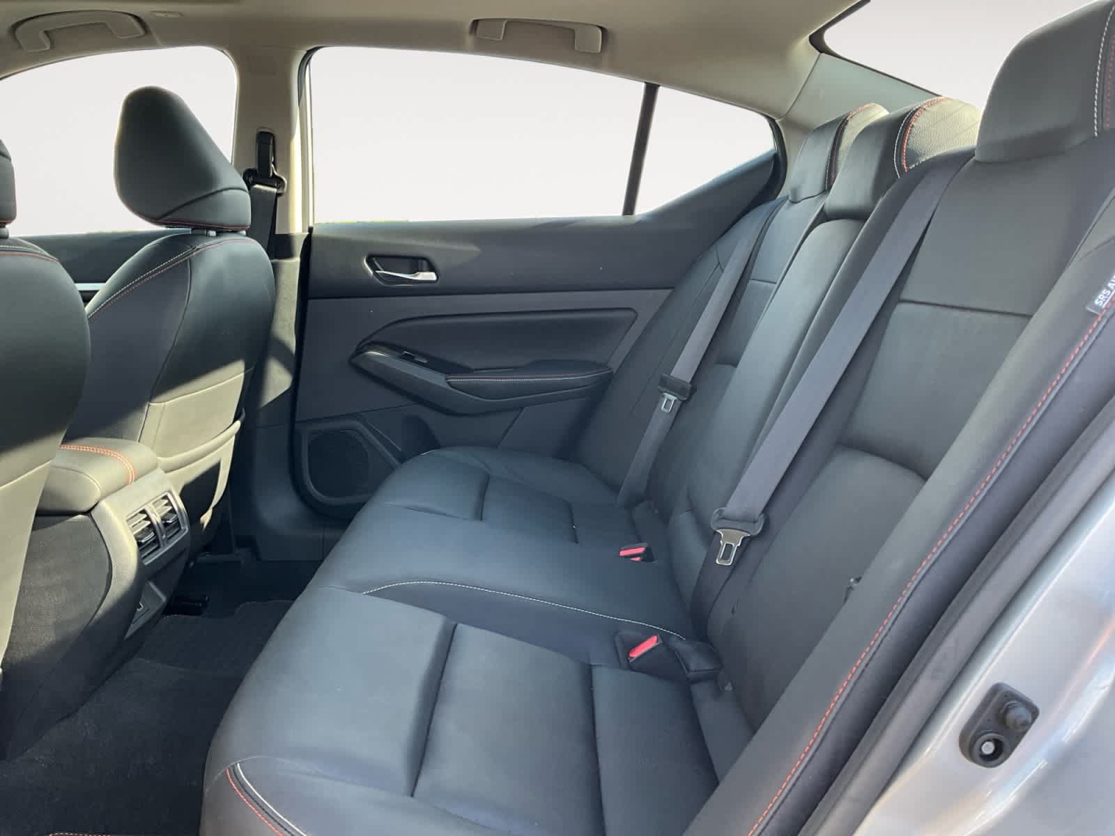 Used 2023 Nissan Altima 2.0 SR FWD image 13