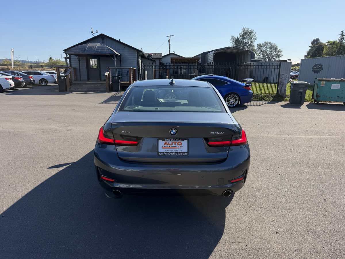 Used 2019 BMW 330i xDrive Sedan AWD/4WD image 7