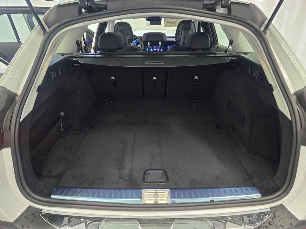 New 2026 Mercedes-Benz E 450 4MATIC All-Terrain Wagon image 11