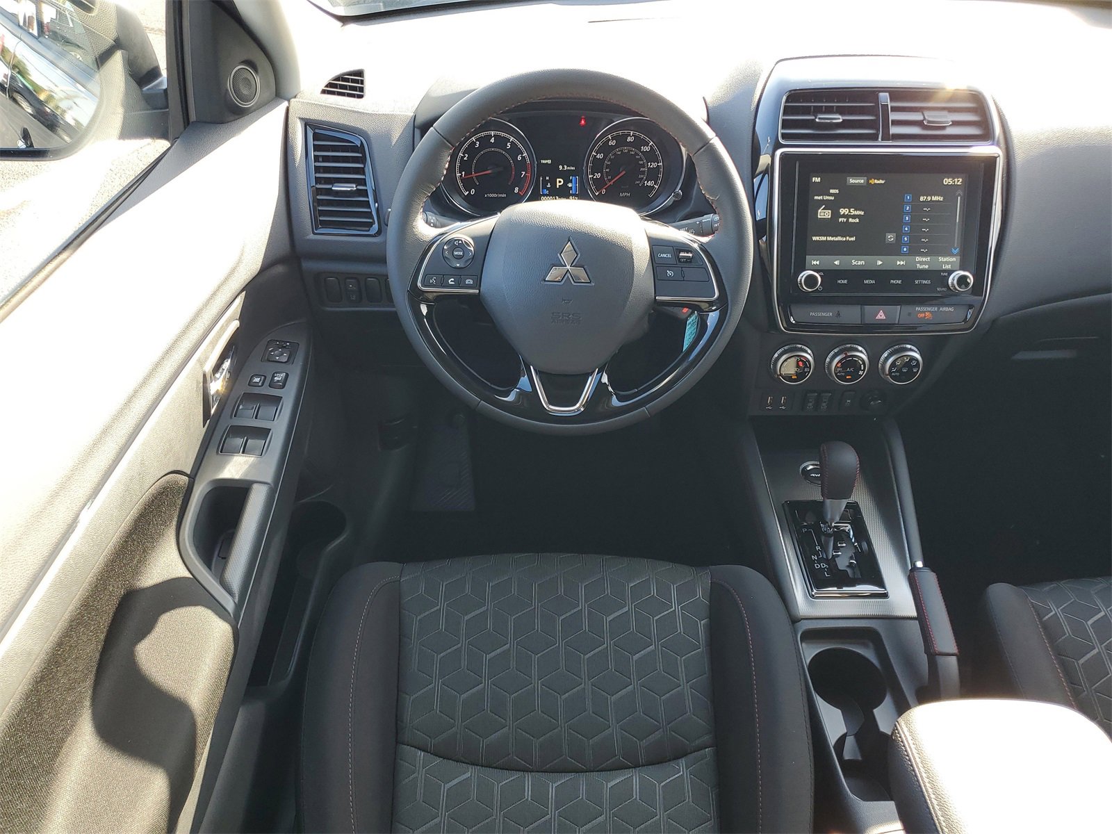 New 2025 Mitsubishi Outlander Sport LE image 24