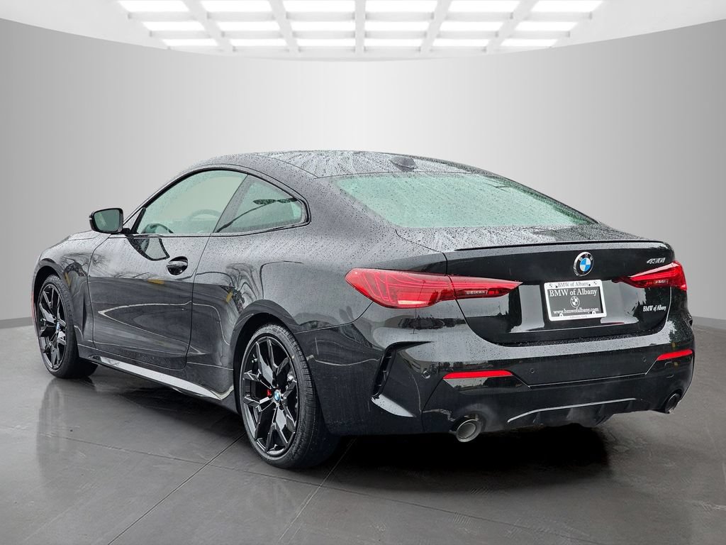 Used 2026 BMW 430i Coupe w/ M Sport Package RWD image 4