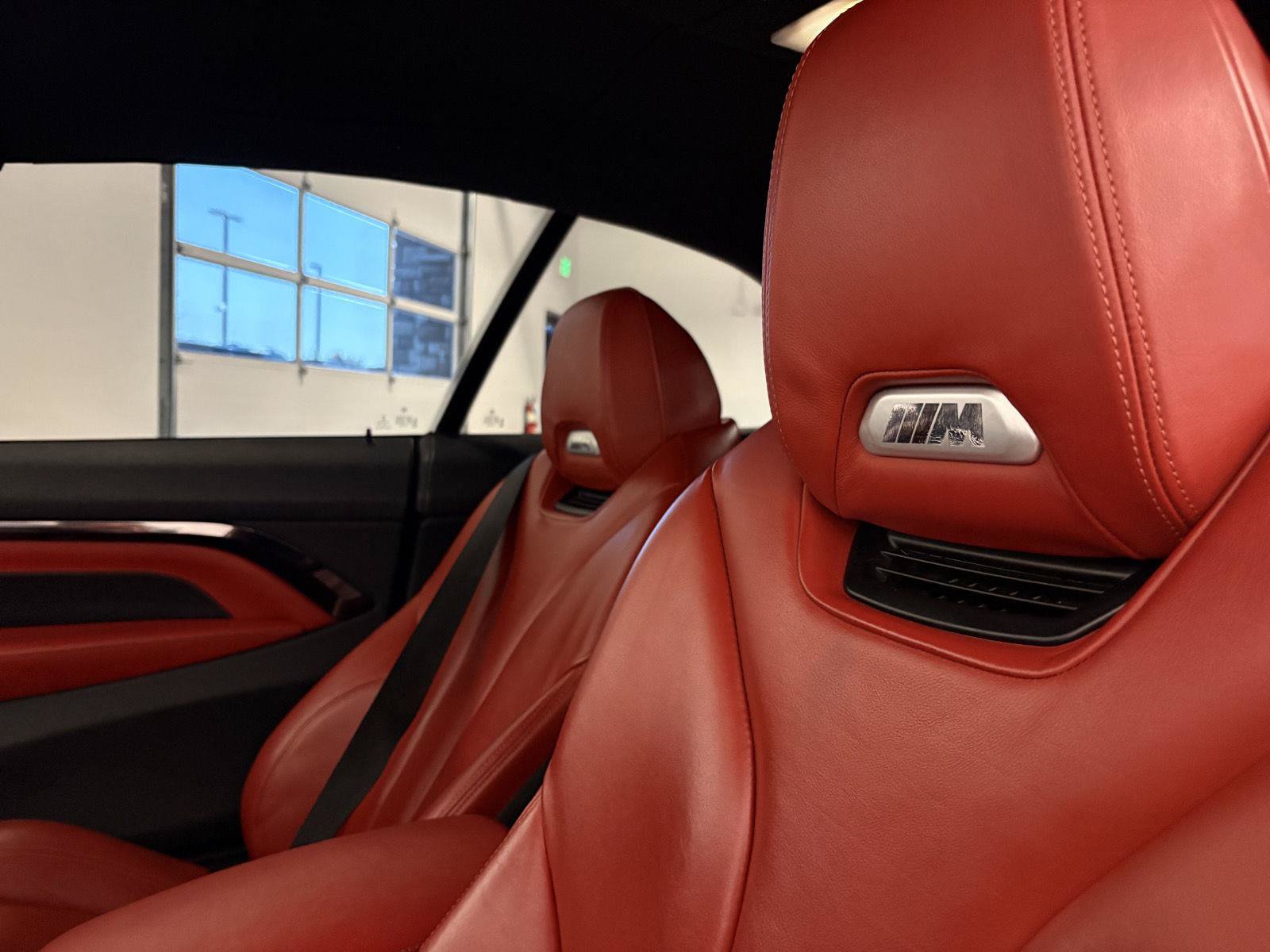 Used 2017 BMW M4 Convertible RWD image 23