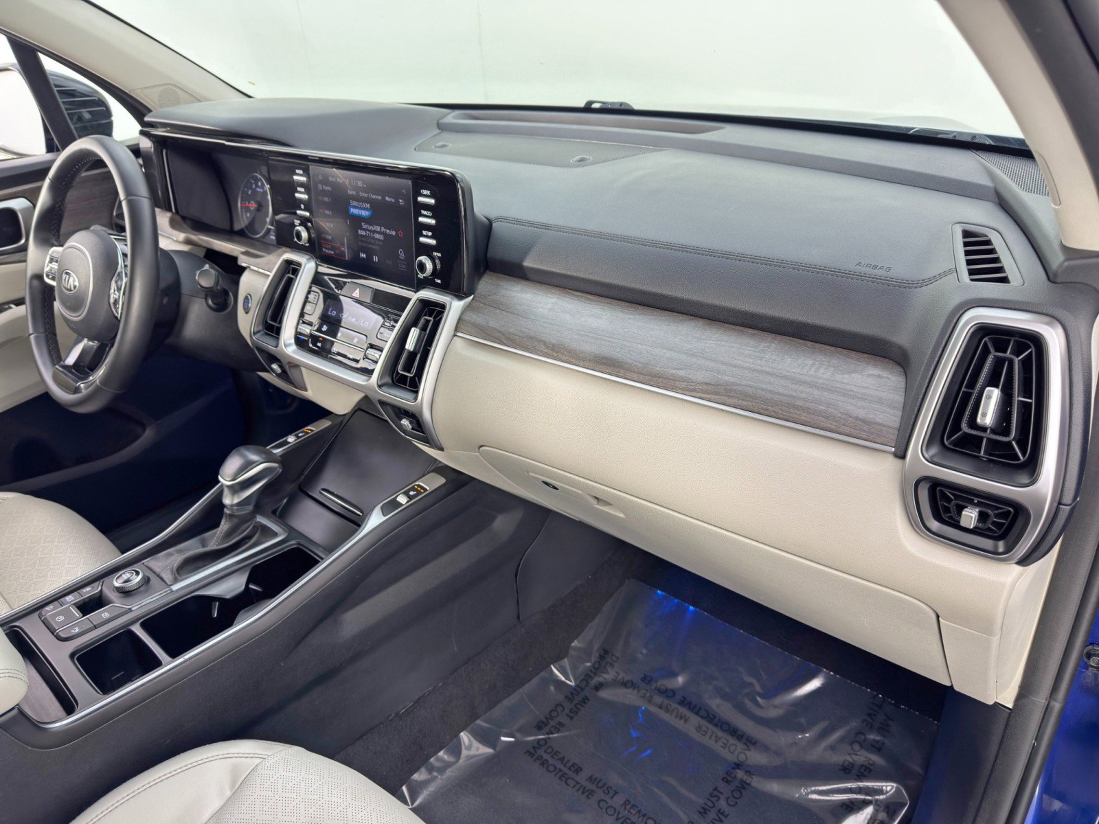 Used 2021 Kia Sorento EX image 13