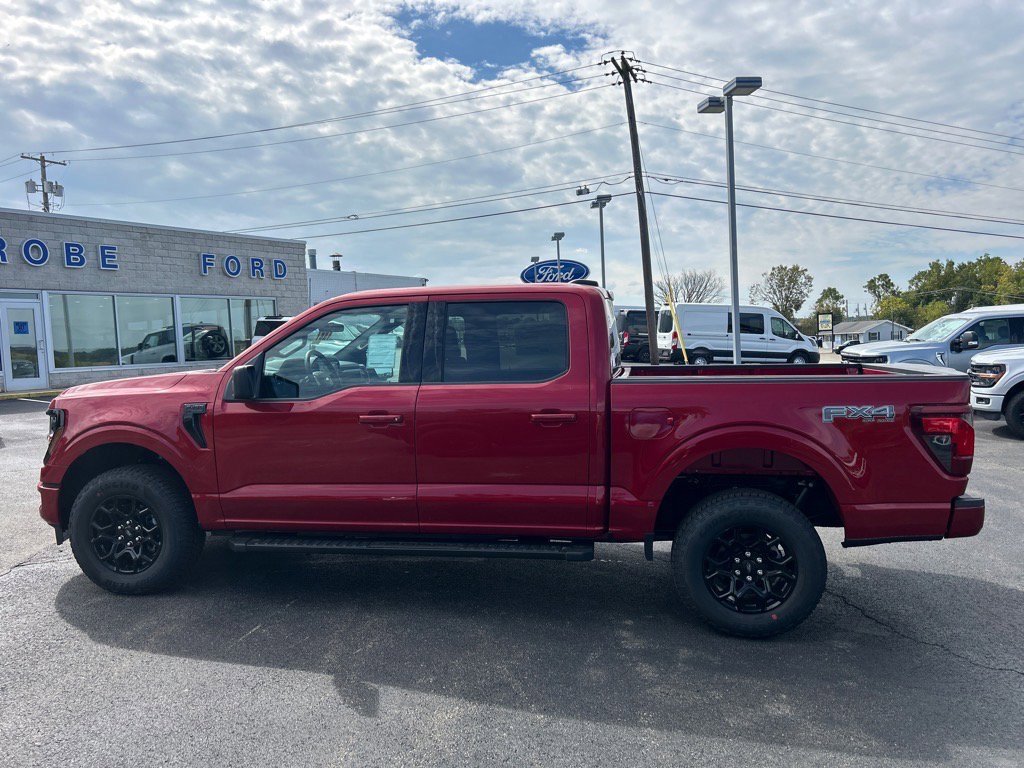 New 2025 Ford F150 XLT image 2