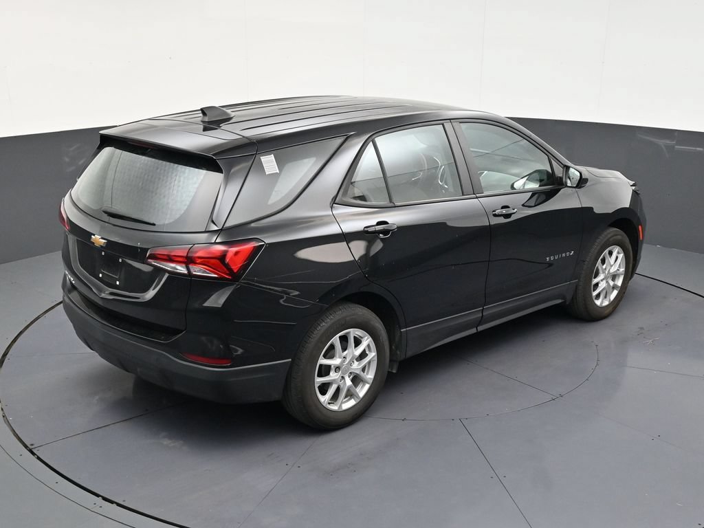 Used 2024 Chevrolet Equinox LS FWD image 16