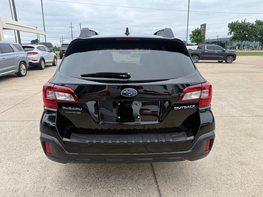 Used 2019 Subaru Outback 2.5i Premium AWD/4WD image 6