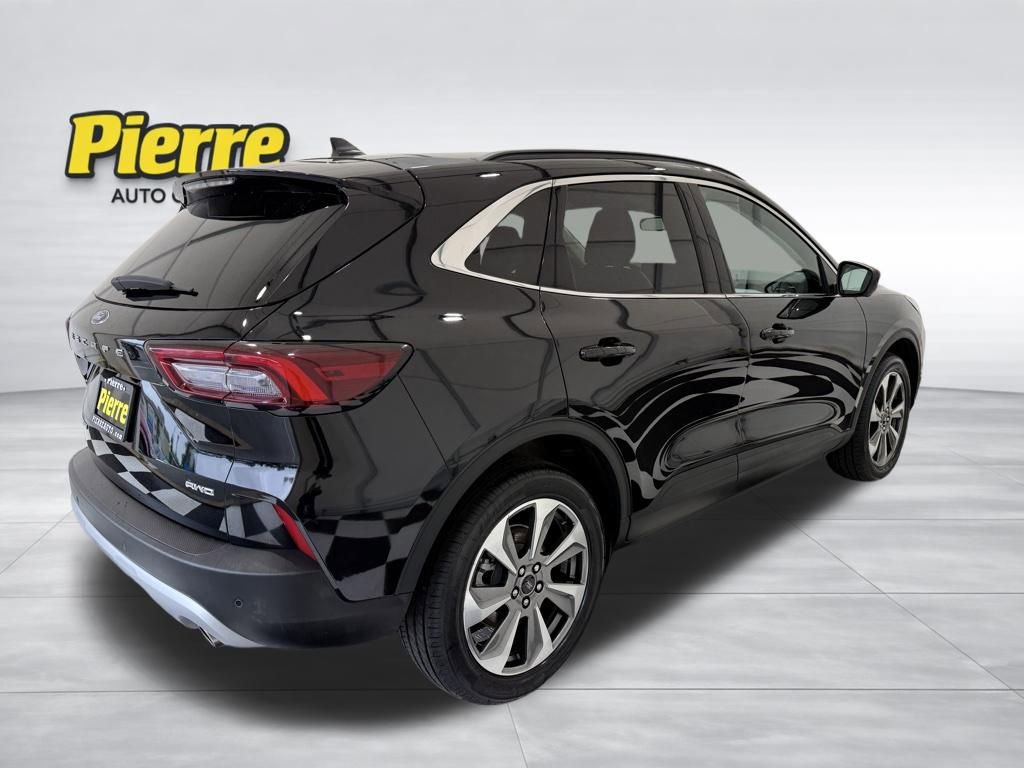 Used 2024 Ford Escape Platinum AWD/4WD image 8