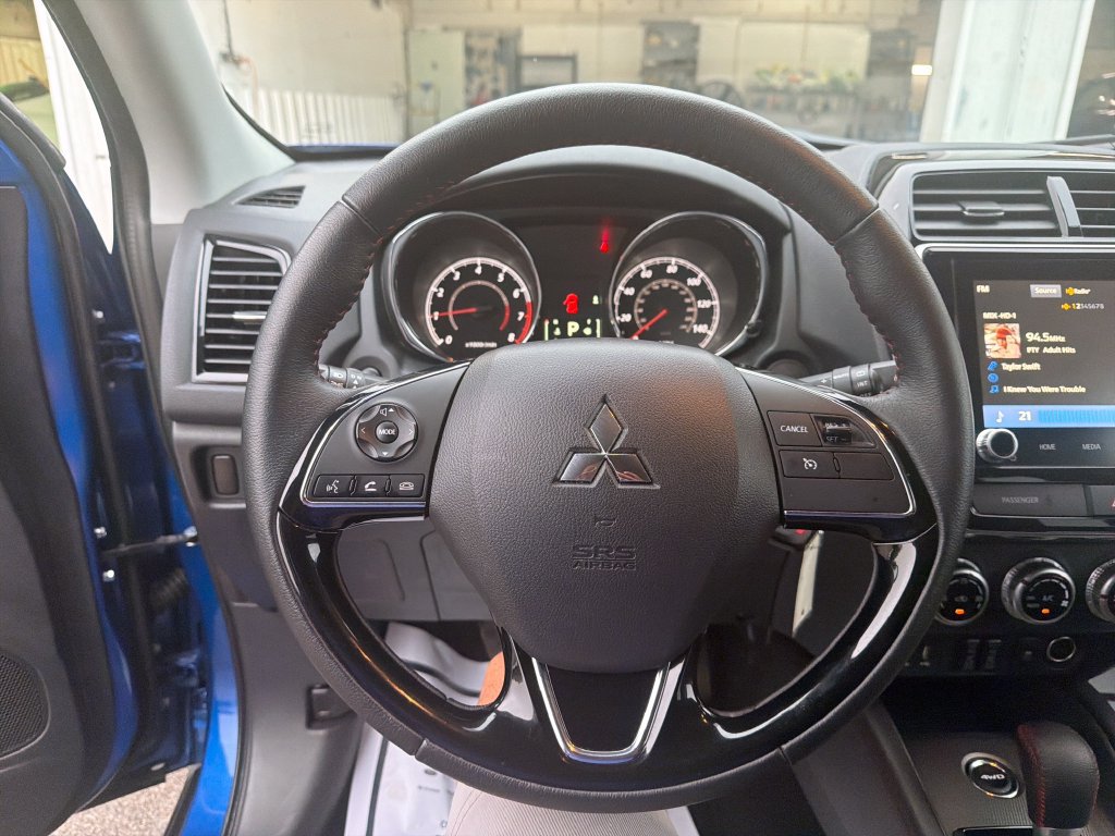 Used 2026 Mitsubishi Outlander Sport LE AWD/4WD image 17