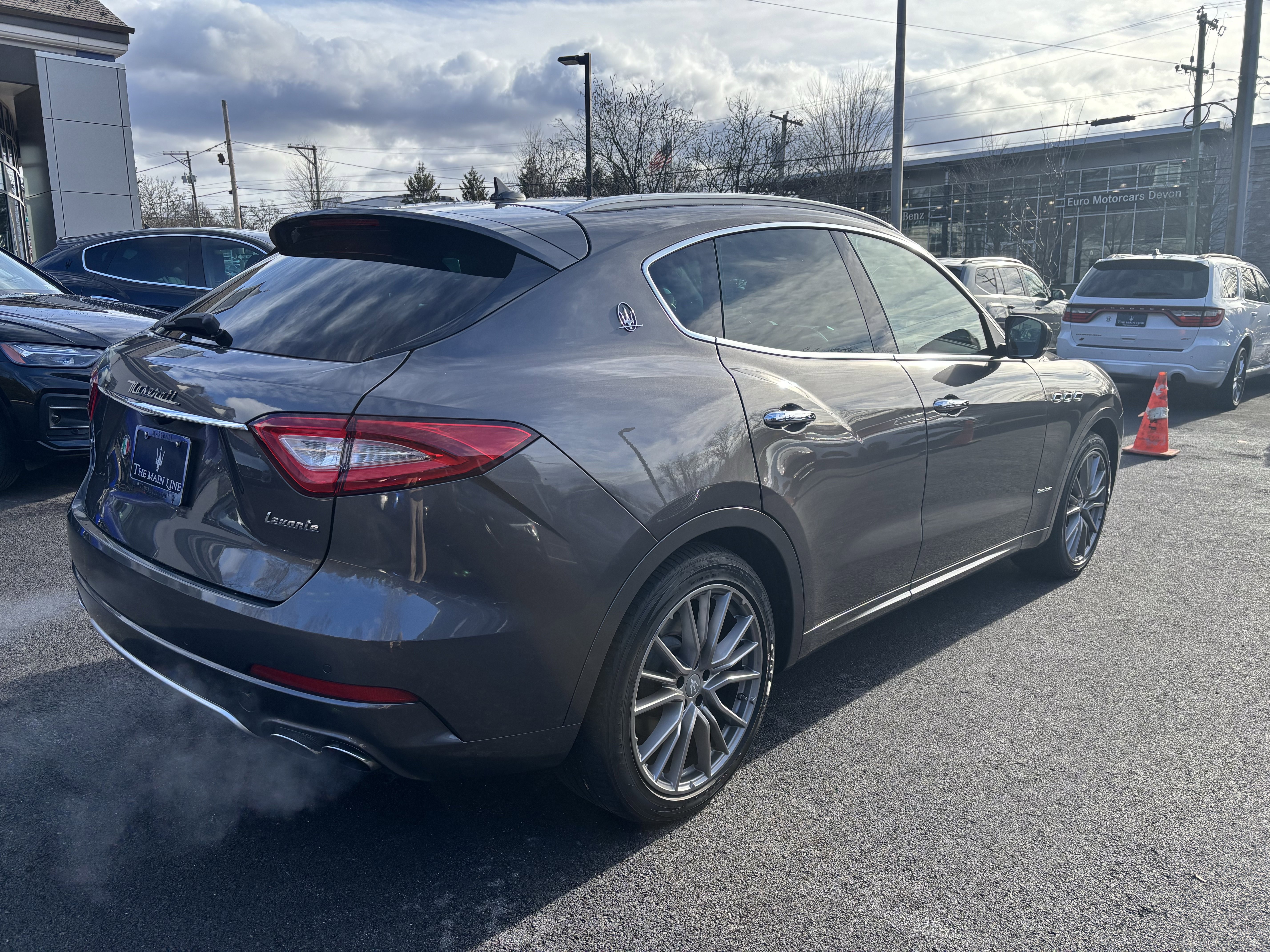 Used 2019 Maserati Levante GranLusso image 5