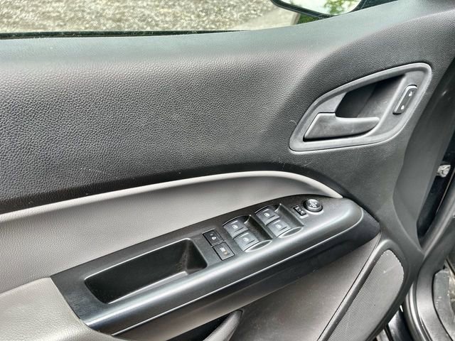 Used 2020 Chevrolet Colorado W/T w/ Custom Special Edition AWD/4WD image 23