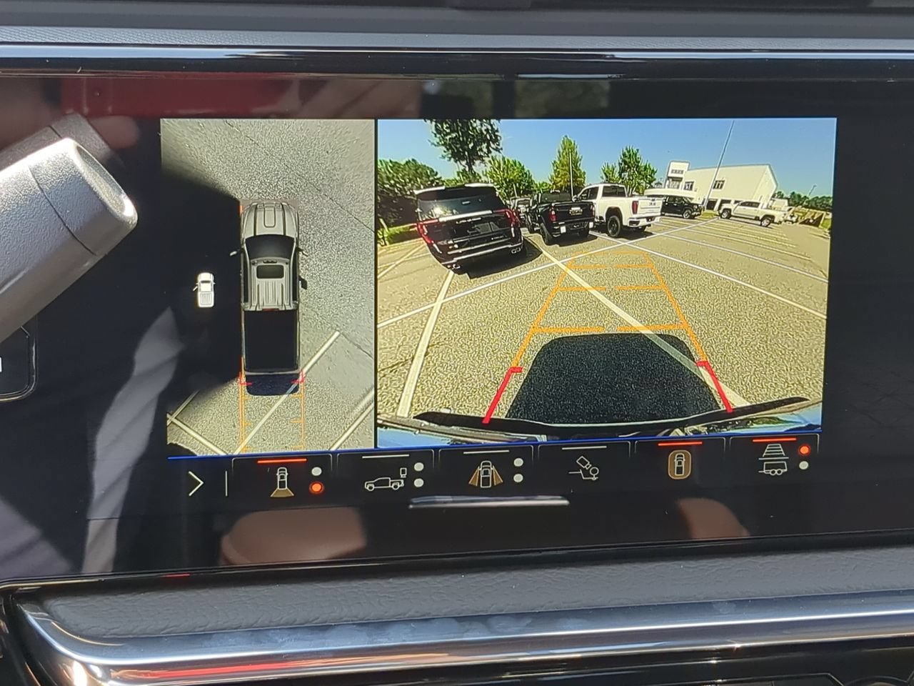 New 2026 GMC Sierra 2500 Denali w/ Denali Reserve Package AWD/4WD image 15