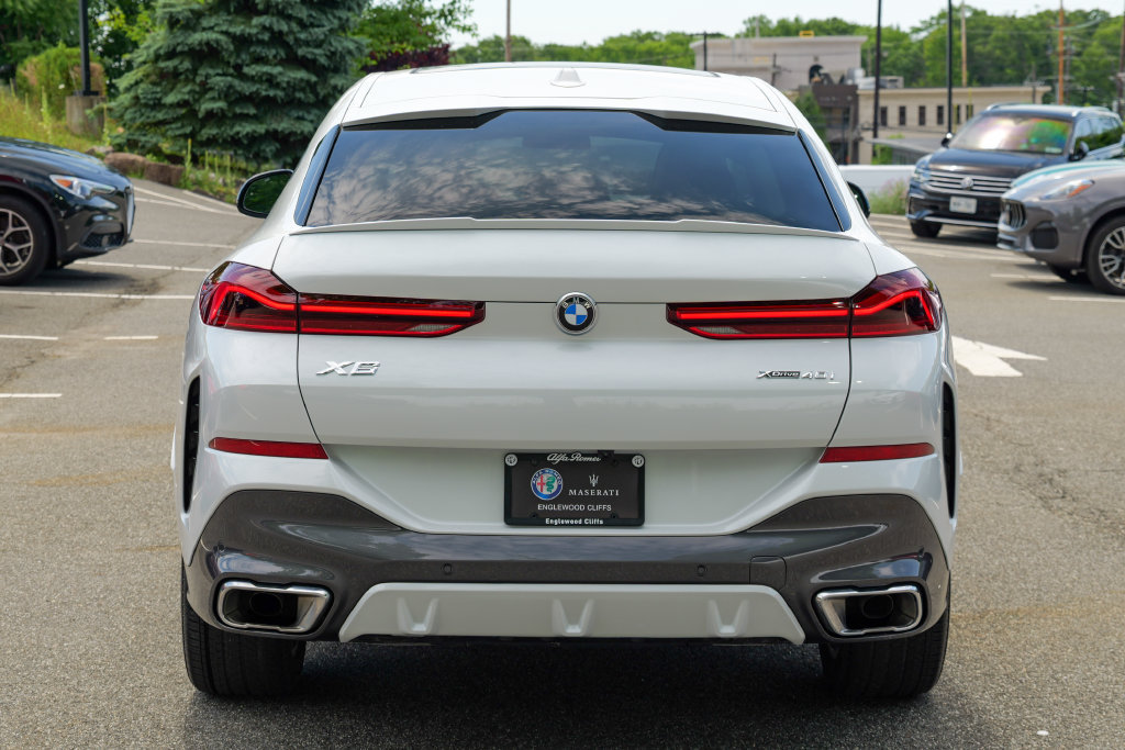 Used 2024 BMW X6 xDrive40i w/ Premium Package AWD/4WD image 6