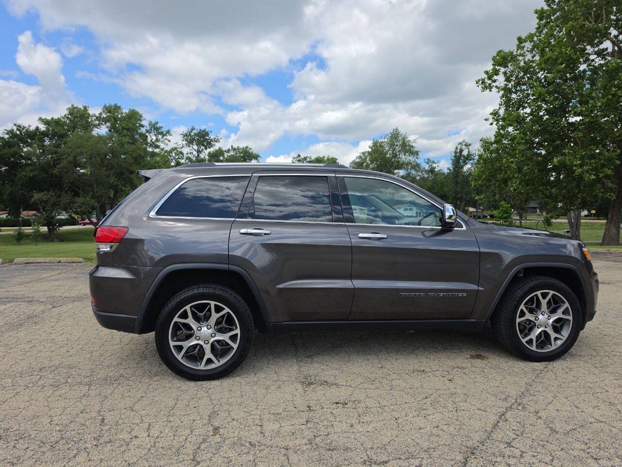 Used 2021 Jeep Grand Cherokee Limited AWD/4WD image 7