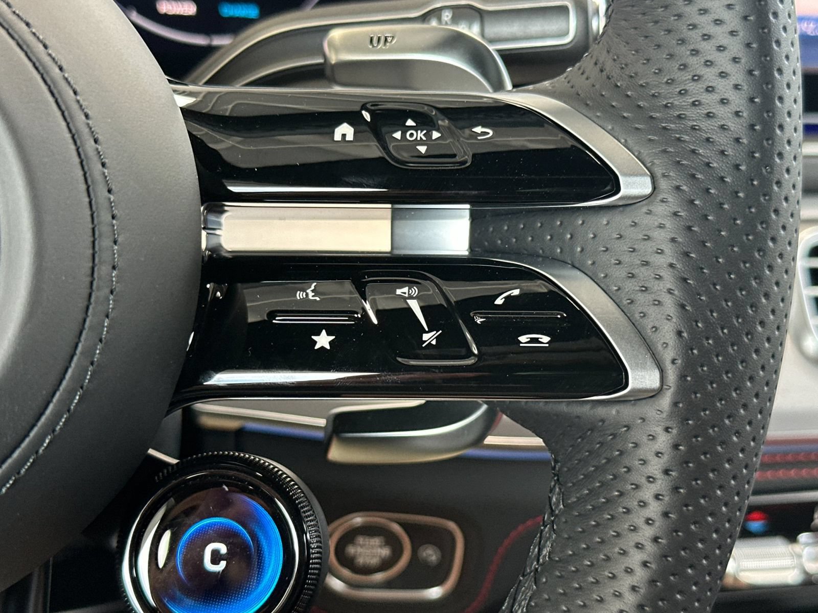 New 2026 Mercedes-Benz GLE 63 AMG S image 28