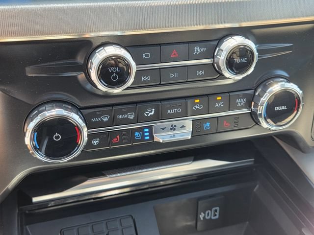 Used 2026 Ford F450 Platinum w/ Platinum Plus Package AWD/4WD image 19