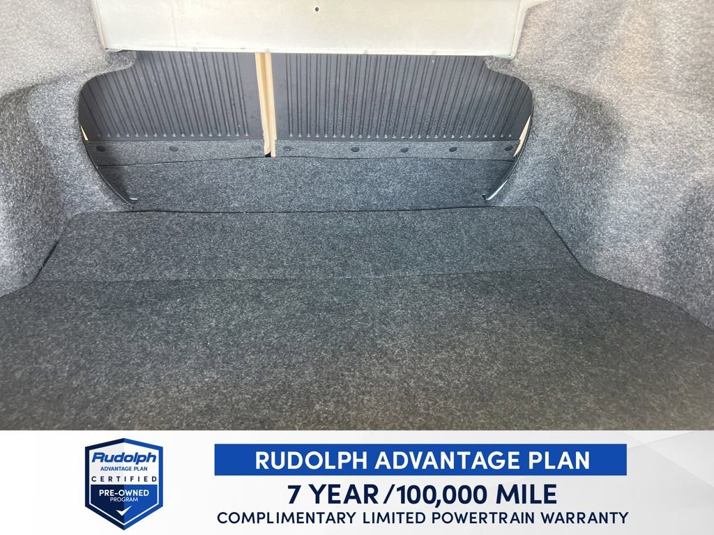 Used 2016 Toyota Camry XLE image 23