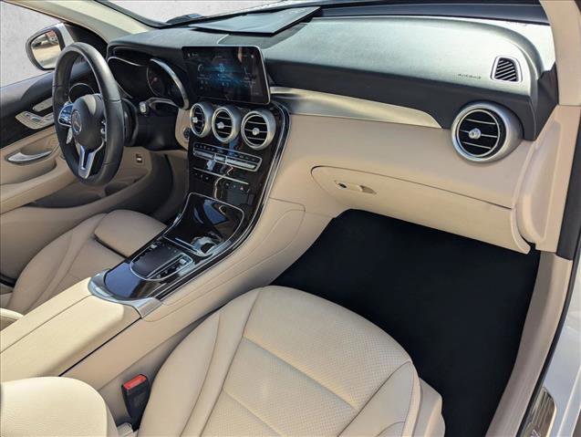 Used 2022 Mercedes-Benz GLC 300 image 22