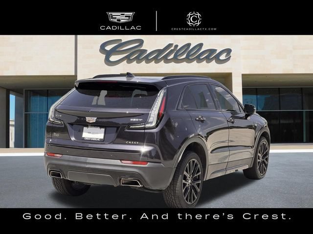 Used 2023 Cadillac XT4 Sport FWD image 3