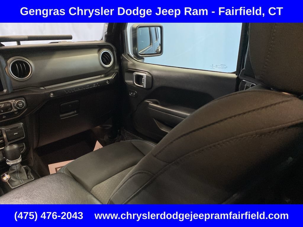 Used 2022 Jeep Wrangler Unlimited Rubicon 4xe w/ Cold Weather Group AWD/4WD image 28