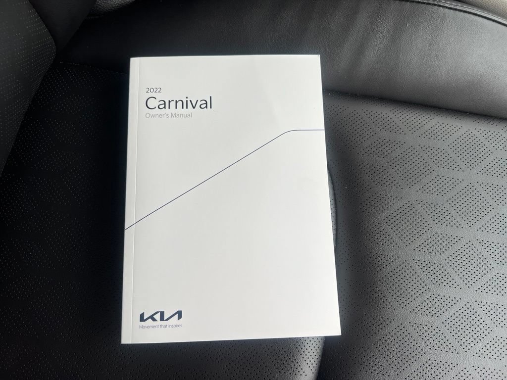 Certified 2022 Kia Carnival LX FWD image 24