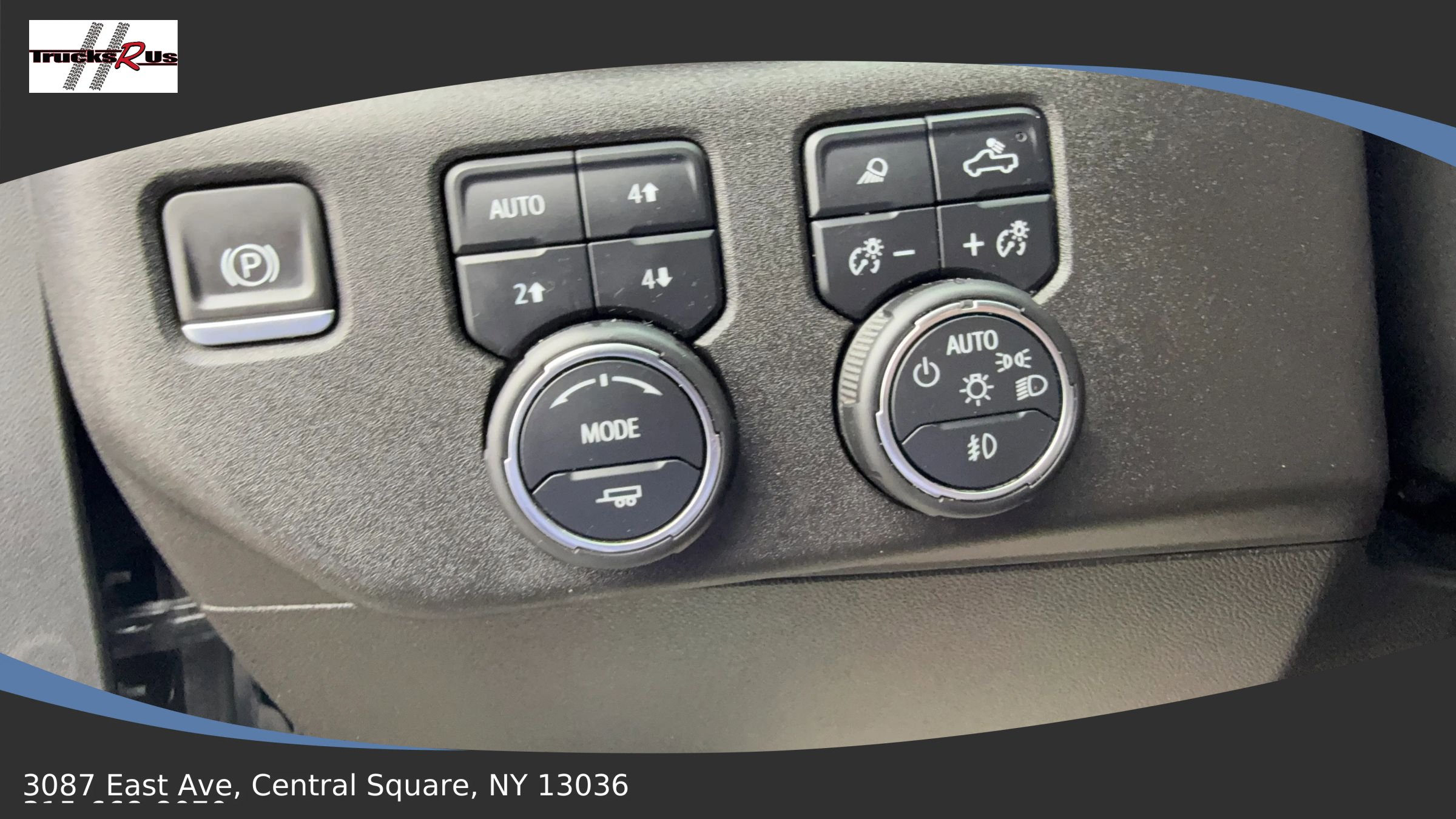 Used 2024 Chevrolet Silverado 3500 LTZ w/ LTZ Plus Package image 11