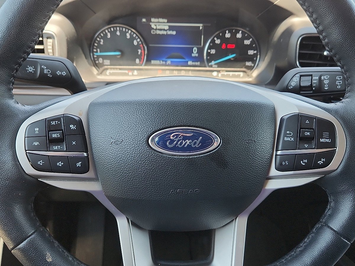Used 2024 Ford Explorer Limited image 11