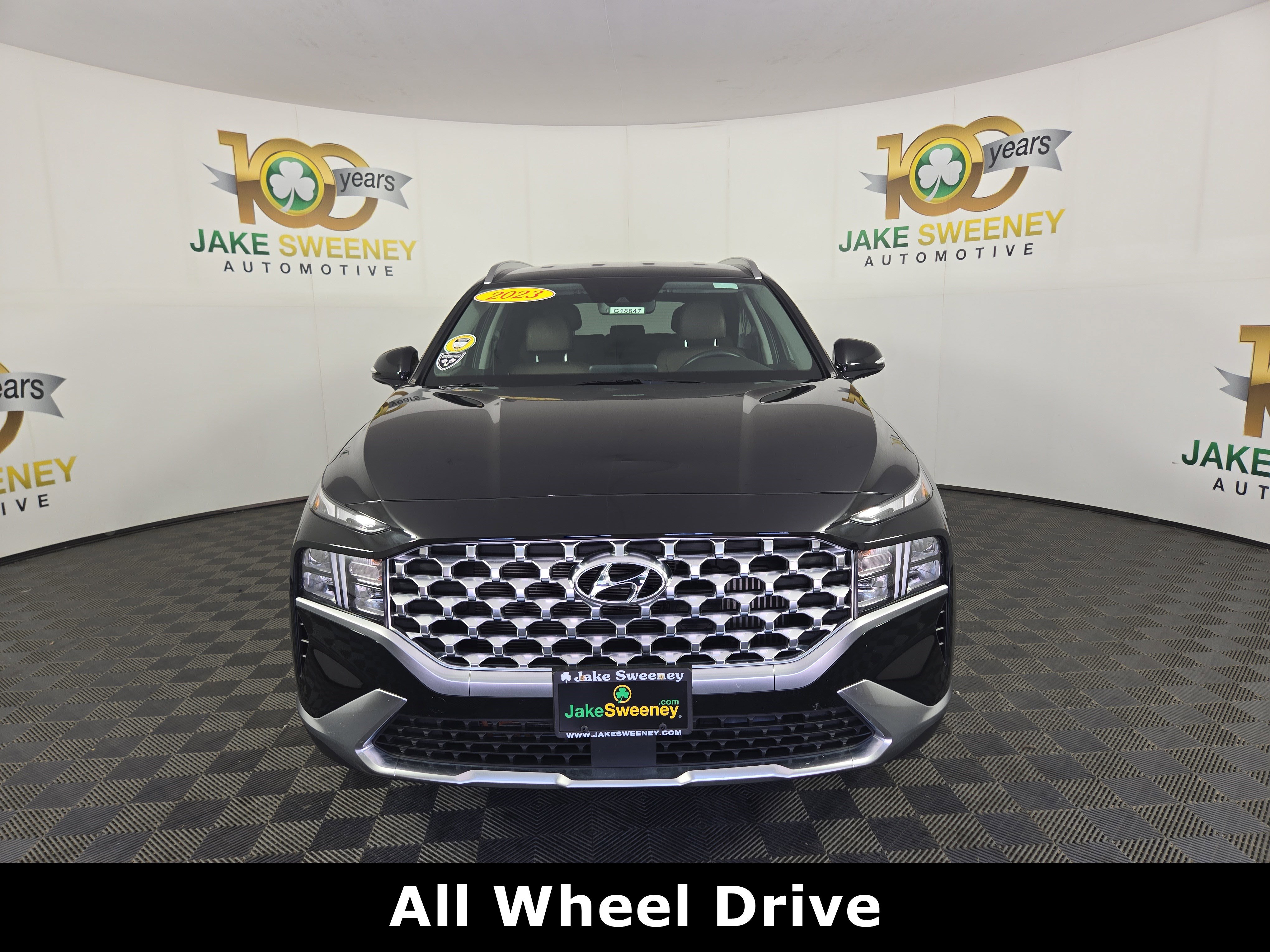 Used 2023 Hyundai Santa Fe SEL Convenience image 3