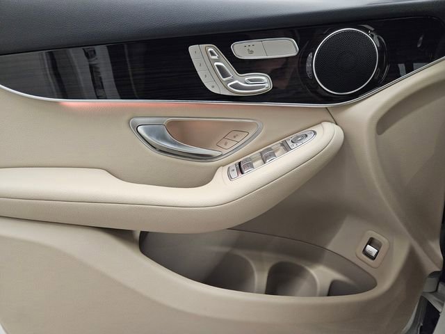 Used 2022 Mercedes-Benz GLC 300 image 26