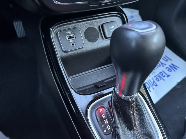 Used 2021 Jeep Compass Limited image 32