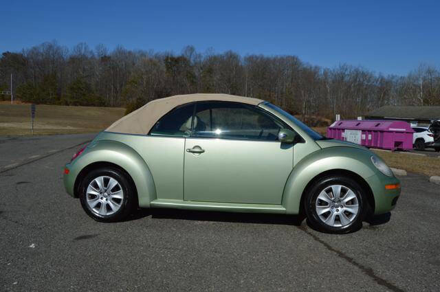Used 2008 Volkswagen Beetle S image 5