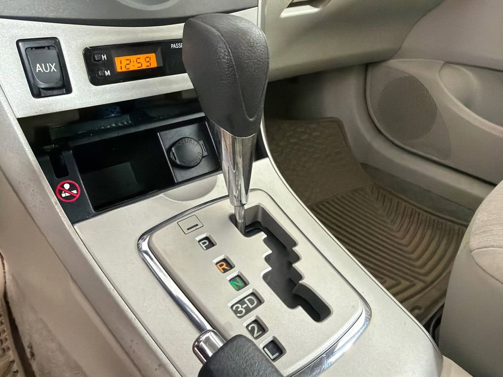 Used 2011 Toyota Corolla LE FWD image 26