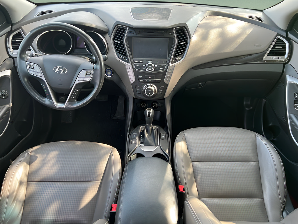 Used 2014 Hyundai Santa Fe GLS FWD image 17
