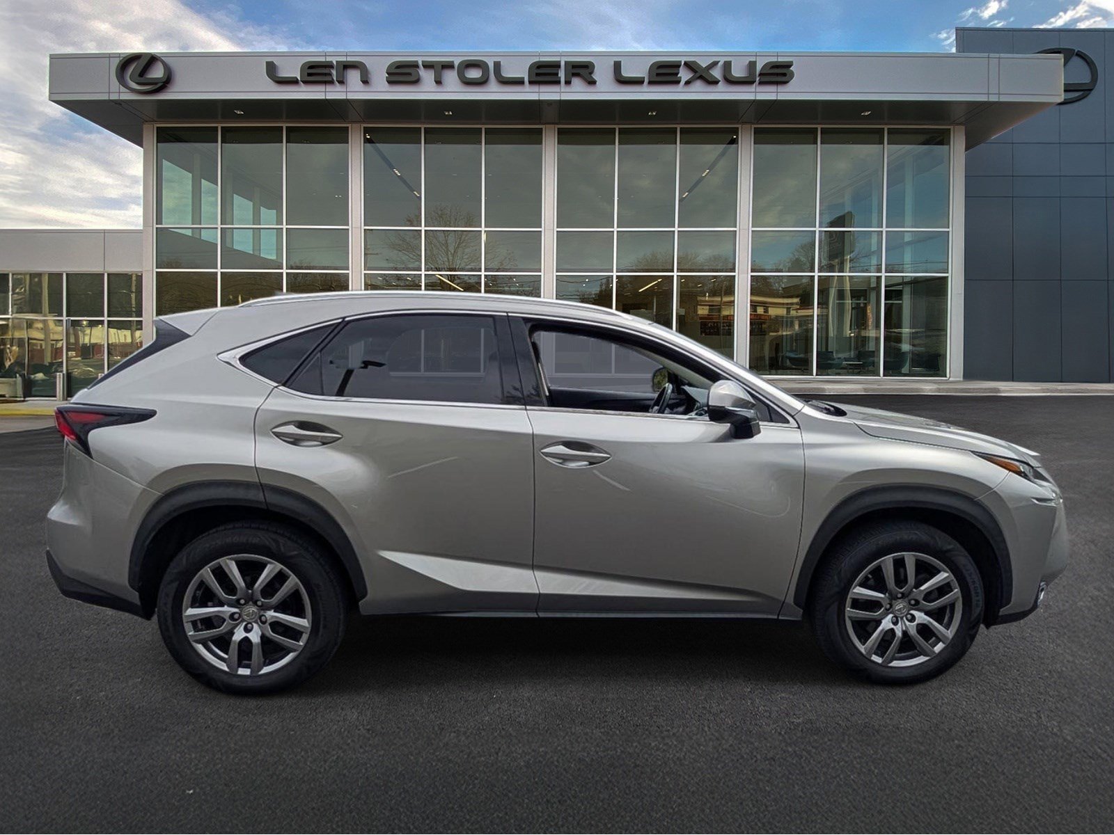 Used 2016 Lexus NX 200t AWD w/ Premium Package image 2