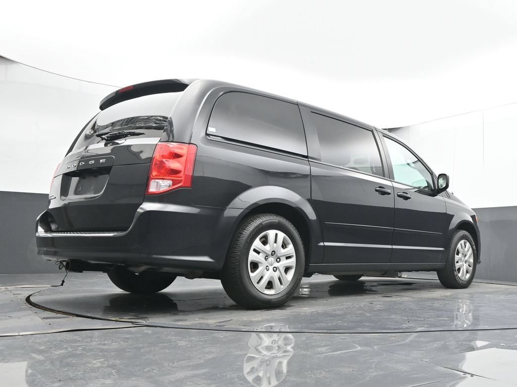 Used 2016 Dodge Grand Caravan SE w/ Quick Order Package 29E SE FWD image 38