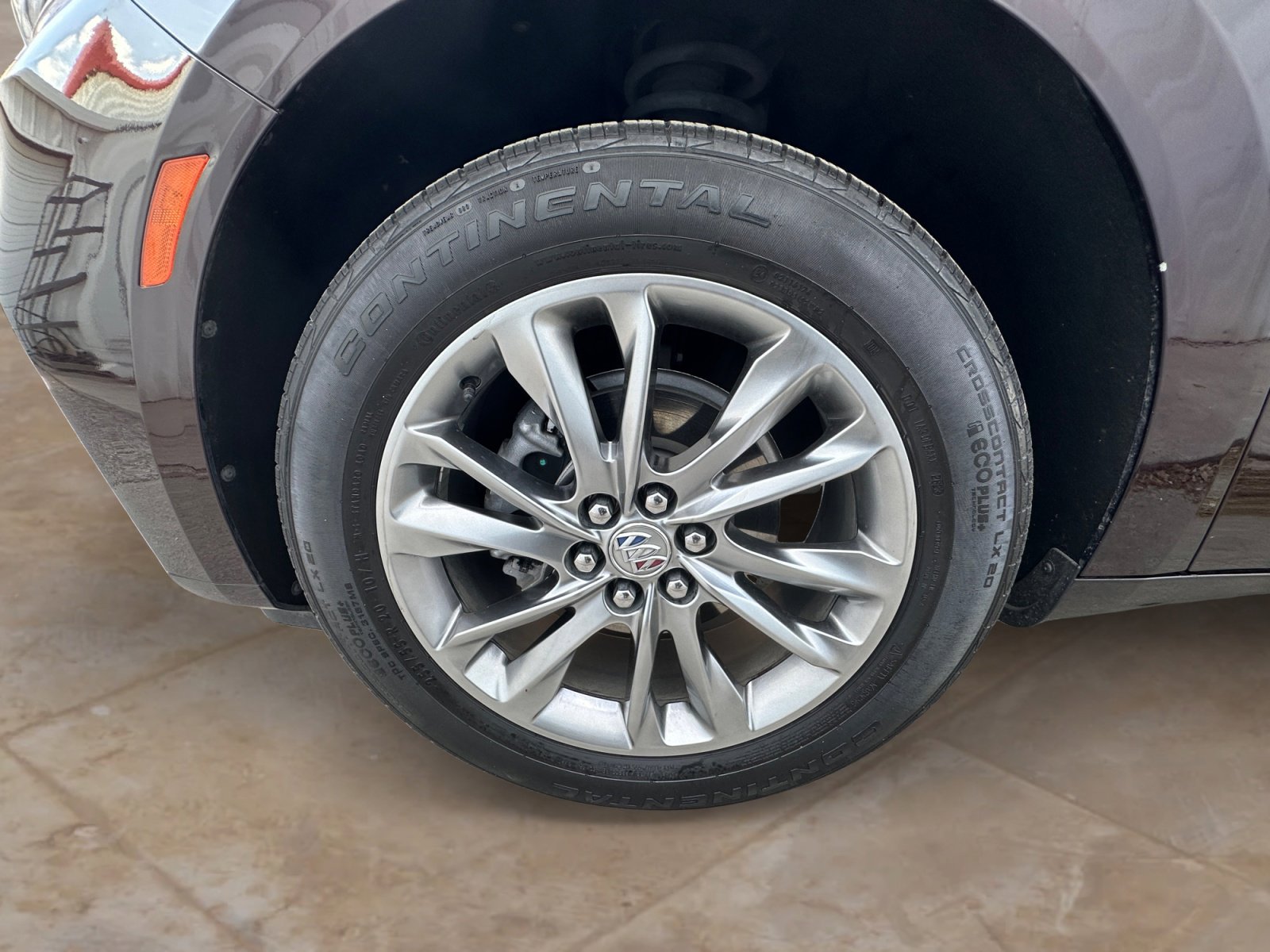 Used 2024 Buick Enclave Avenir w/ Avenir Technology Package image 31