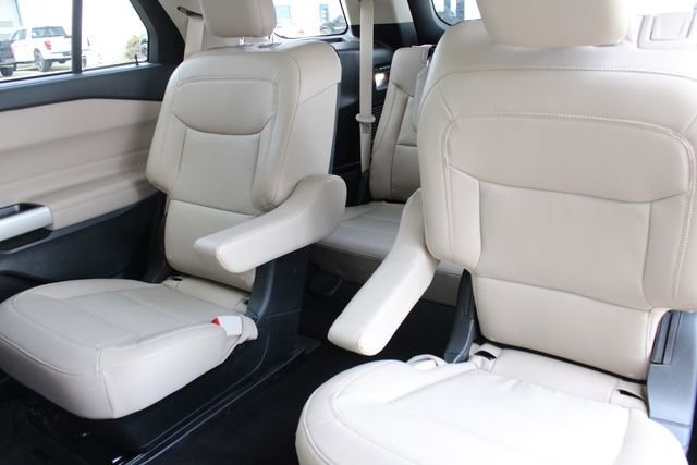 Used 2023 Ford Explorer Limited w/ Limited Technology Package image 21
