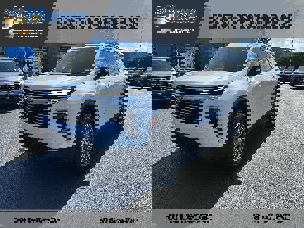 Certified 2025 Chevrolet Traverse LT image 1