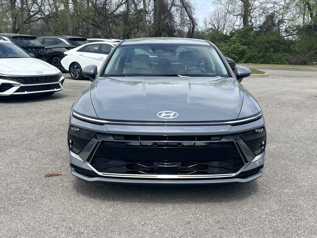New 2026 Hyundai Sonata SEL FWD image 2