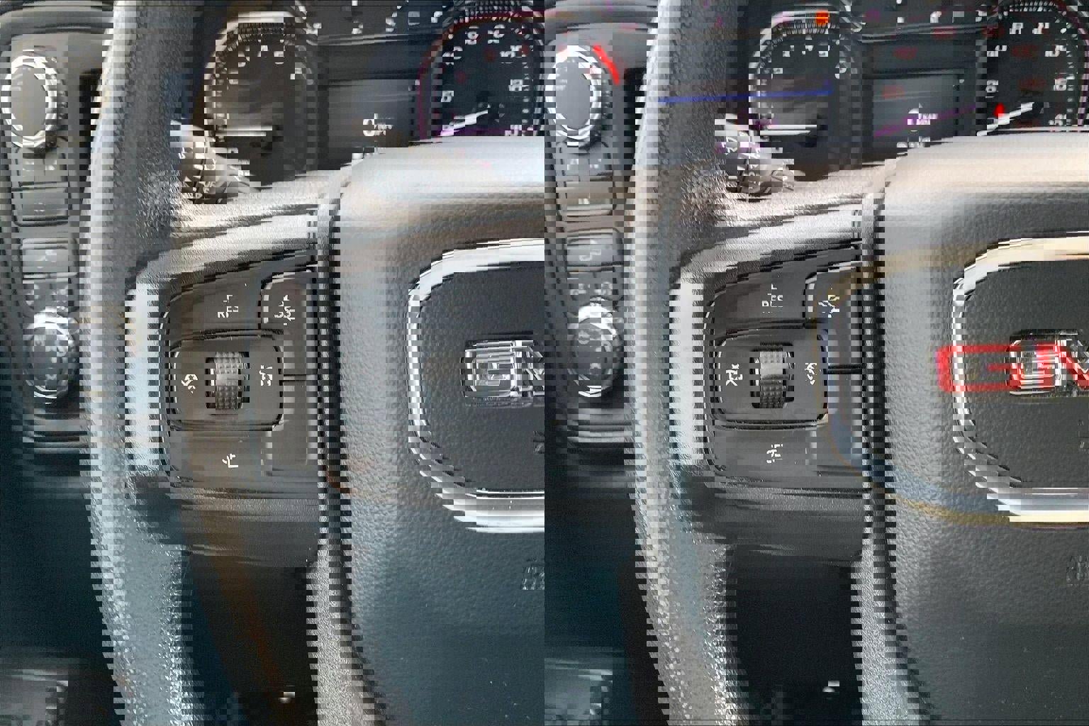 Used 2022 GMC Sierra 2500 Pro w/ Convenience Package AWD/4WD image 14