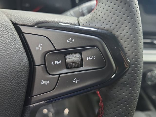 New 2026 Chevrolet Trax RS w/ Driver Confidence Package image 19