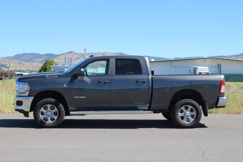 Used 2022 RAM 2500 Big Horn AWD/4WD image 3