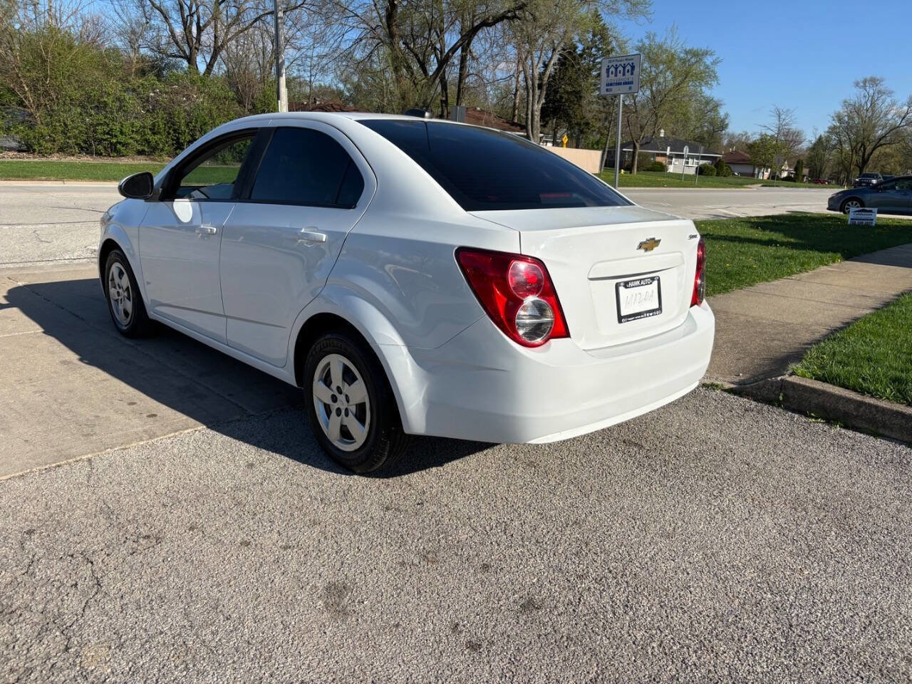 Used 2015 Chevrolet Sonic LS image 10