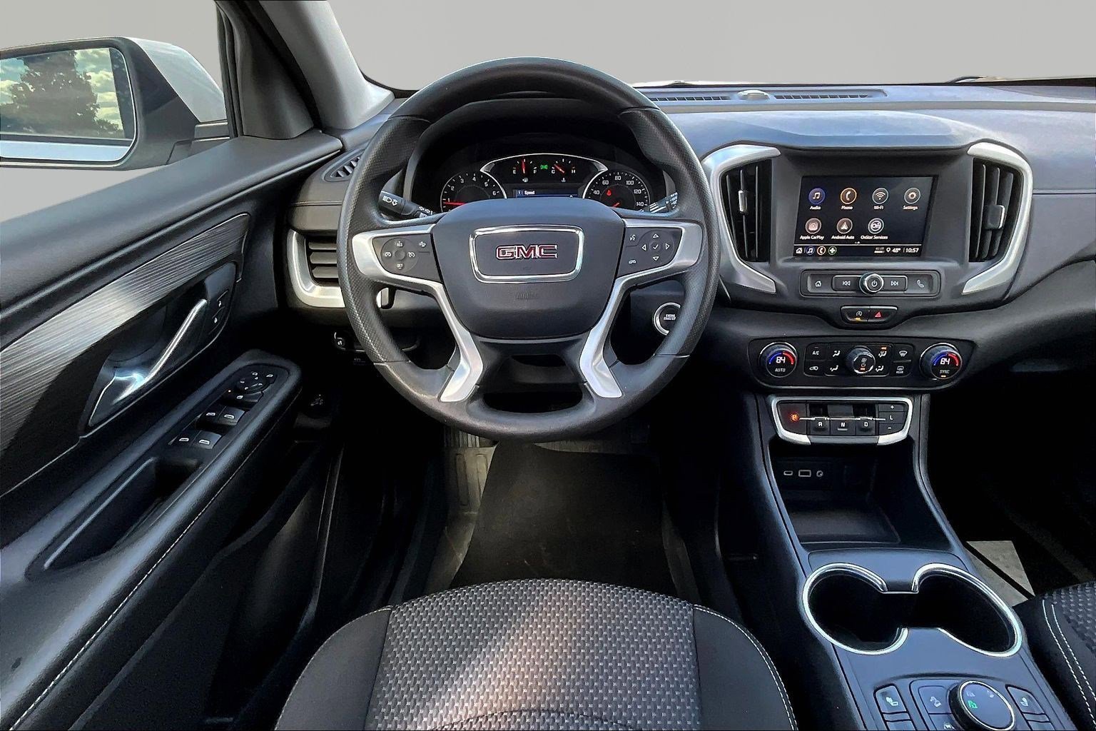 Used 2024 GMC Terrain SLE w/ Driver Convenience Package AWD/4WD image 8