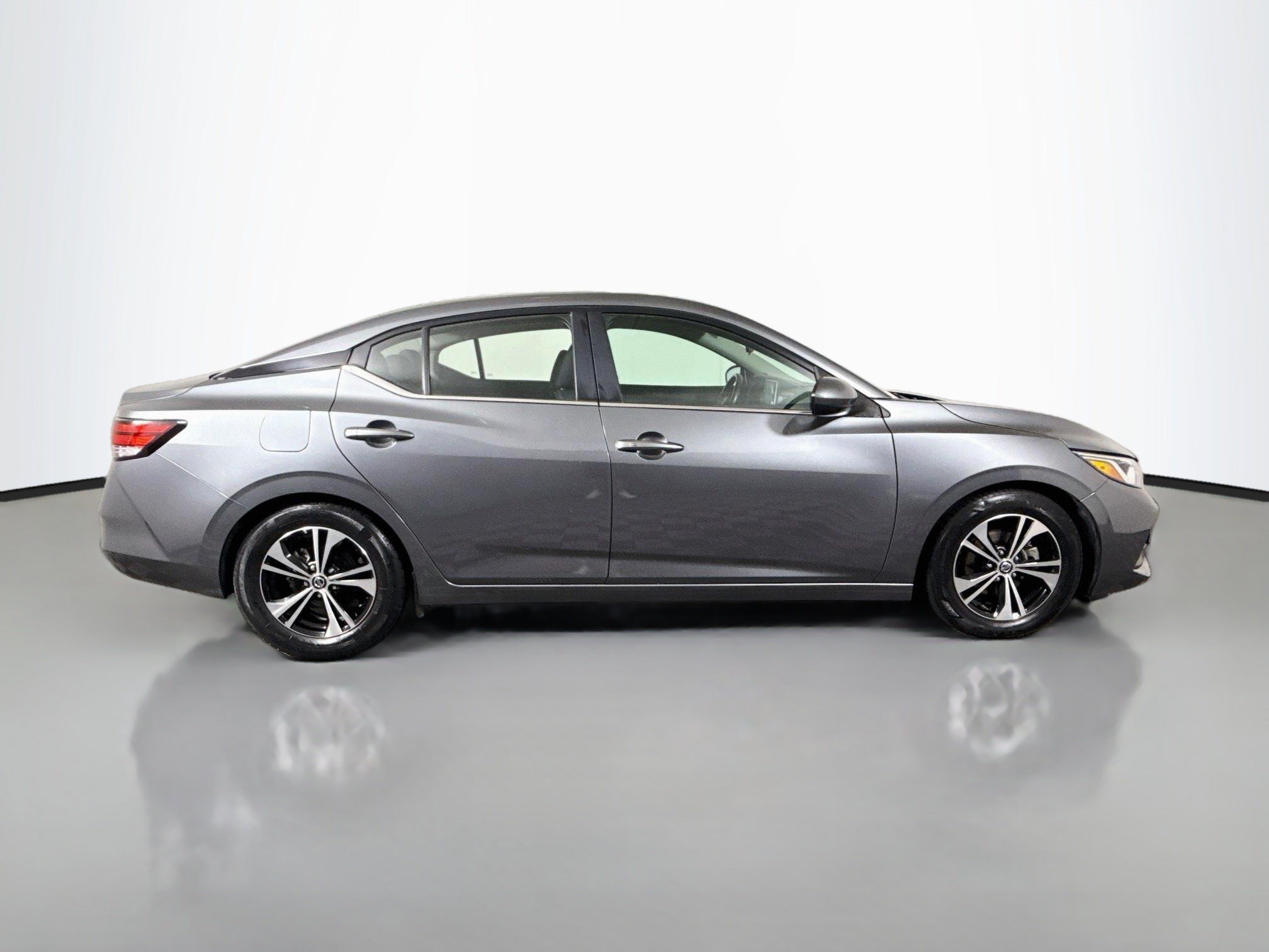 Used 2022 Nissan Sentra SV FWD image 11